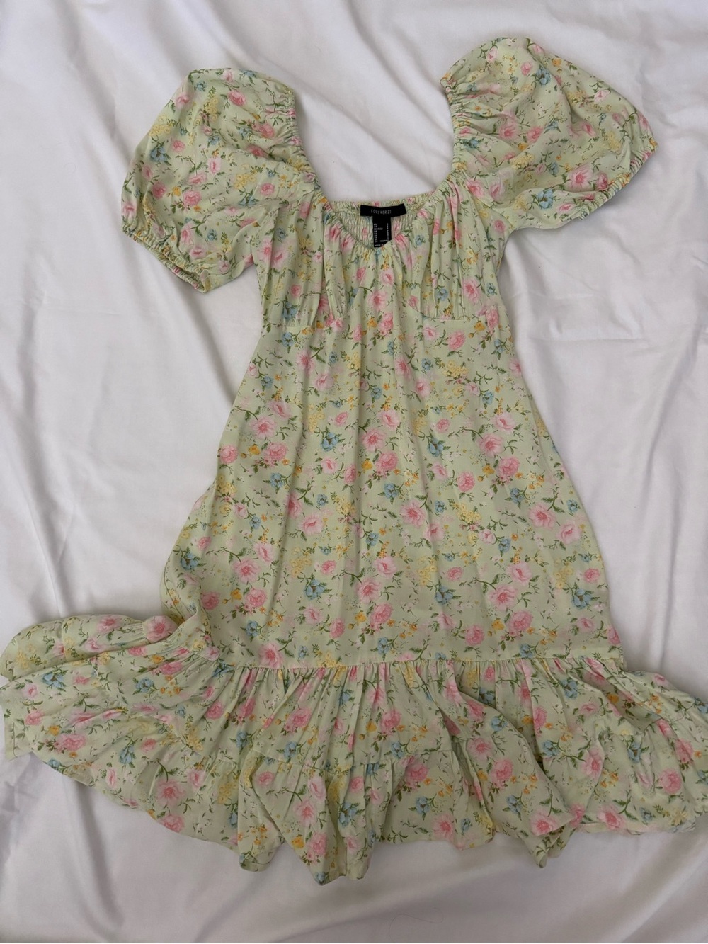 Womens' Light Green Floral Puff-Sleeve Dress